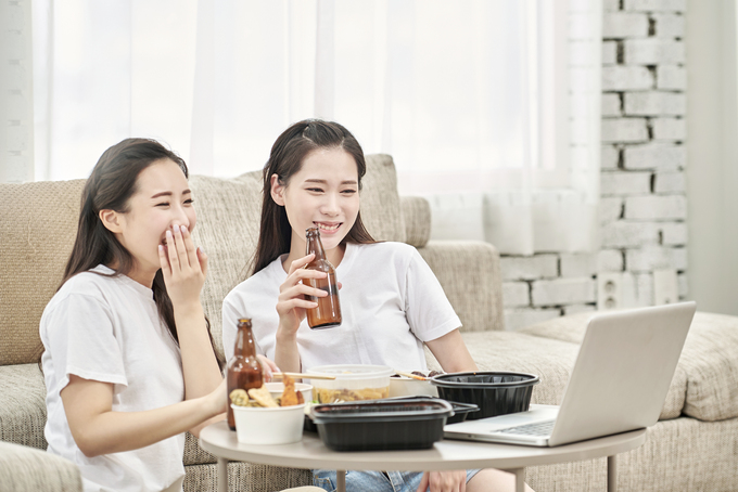 “주말에 뭐볼까?”…로맨틱 일드, 화끈한 액션, 여성 서사 영화 등 OTT서 ...