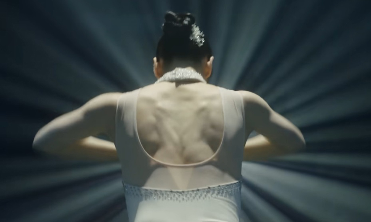 토슈즈 신은 김연아 뜨자 3600만뷰 터졌다