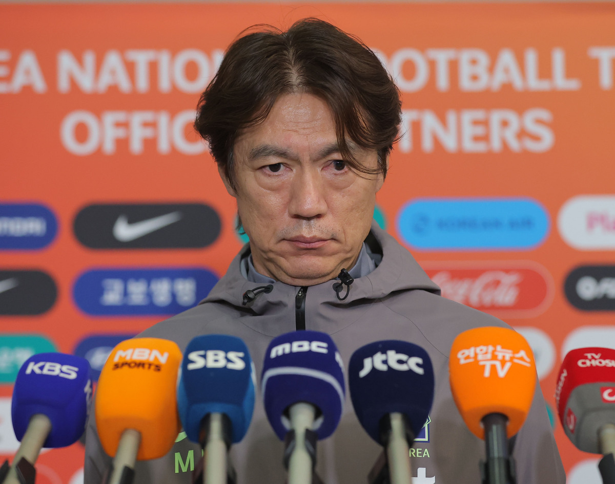 이건 위기 넘어 재앙… 홍명보호, 월드컵 코앞인데 중원 전멸 ‘초비상’