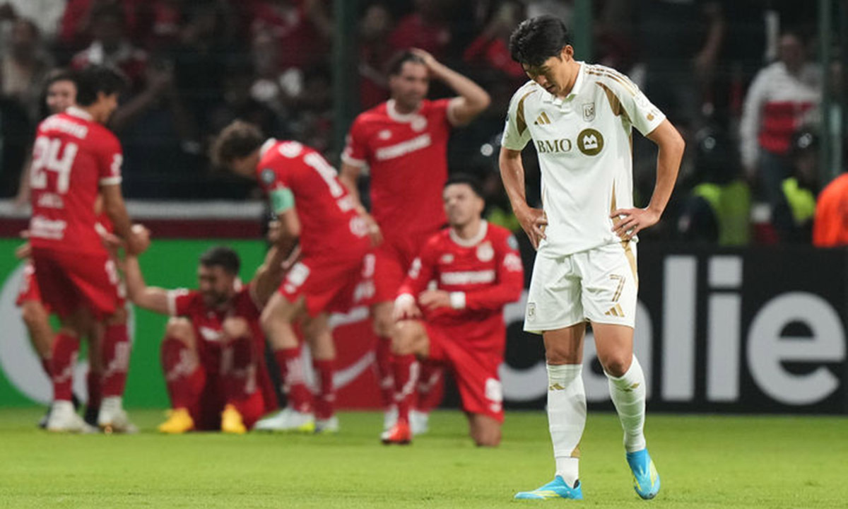 '손흥민 슈팅 0개' LAFC, 톨루카에 막혀 북중미컵 결승행 좌절