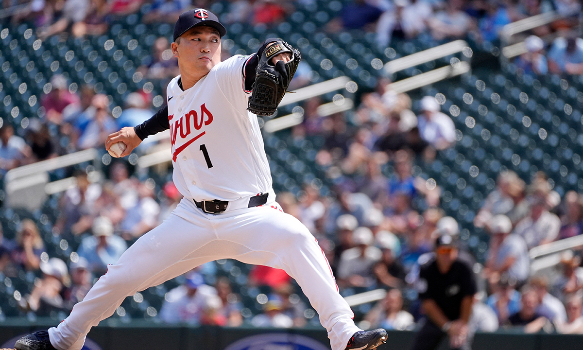 MLB 미네소타 고우석, LA 상대로 첫 홀드 수확