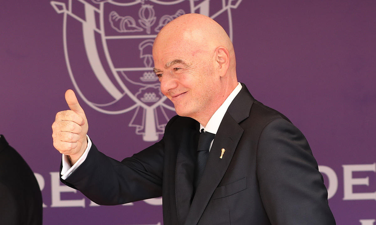FIFA 회장, 비판 여론에도 연임 도전…
