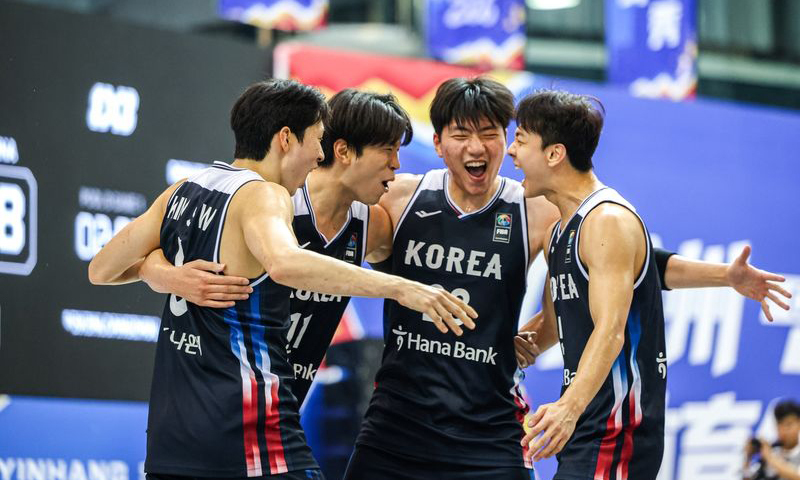 남자 3대3 농구, 8년 만에 결승…사상 첫 금메달 정조준 [아시안게임]