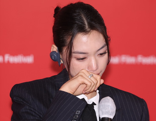 “머리가 띵했다”…김도연 울린 ‘도라’ 정주리 감독의 한마디