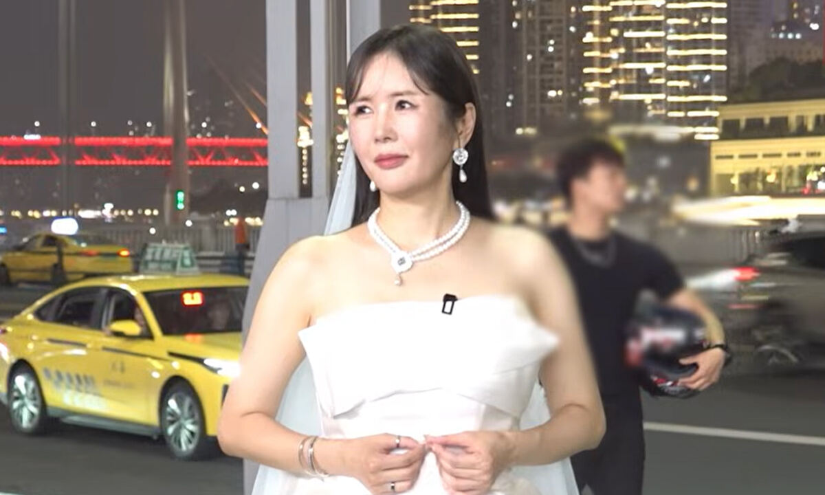장영란, ‘버킷리스트’ 충칭서 오토바이 체험 도전